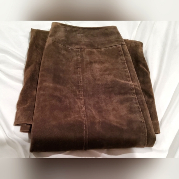 Leather long skirt with jacket - Picture 3 of 8